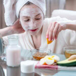 ICONIQUE Exfoliating Peeling Gel: Sanfte Exfoliation für einen strahlenden Teint